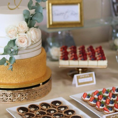 Svadobné koláče a svadobná torta Sisters Cake
